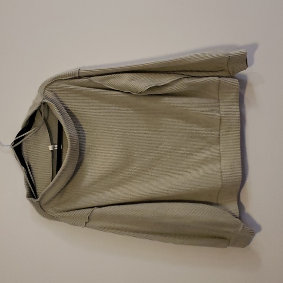 🧑🎄10/10🧑🎄Wishlist cozy sweater M/L - Picture 7 of 8